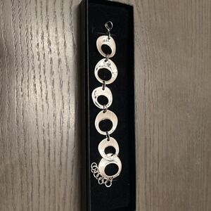 Chisel Stainless Steel Polished 7.5 Inch Circle Link Bracelet